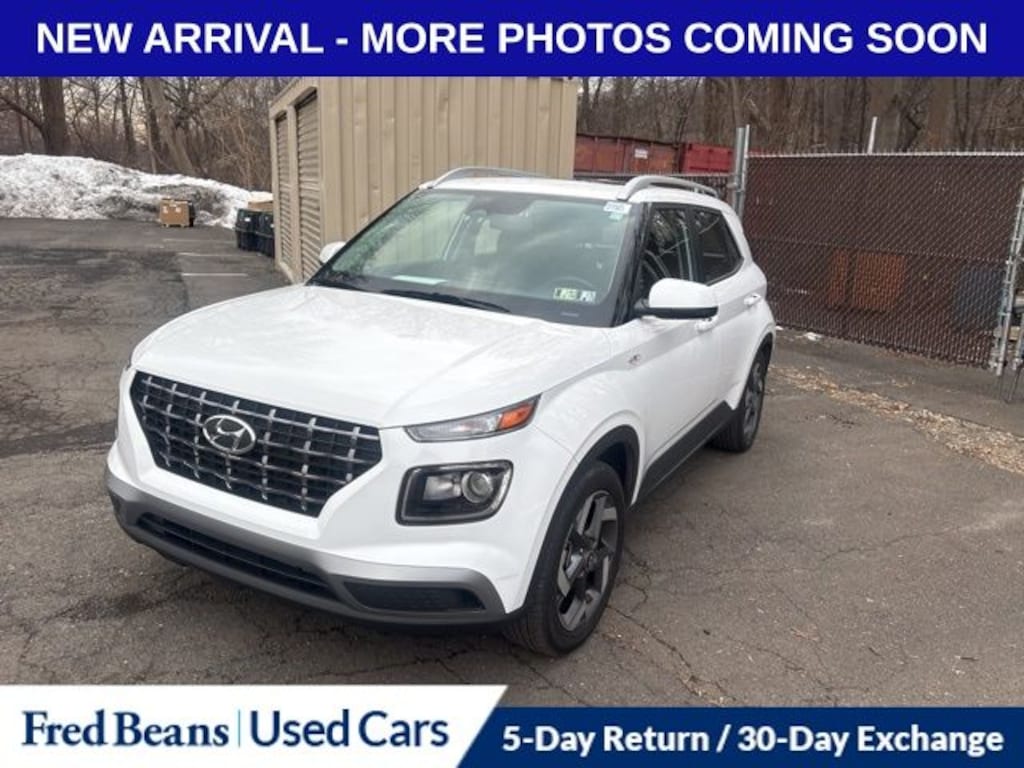 Used 2023 Hyundai Venue SEL SUV