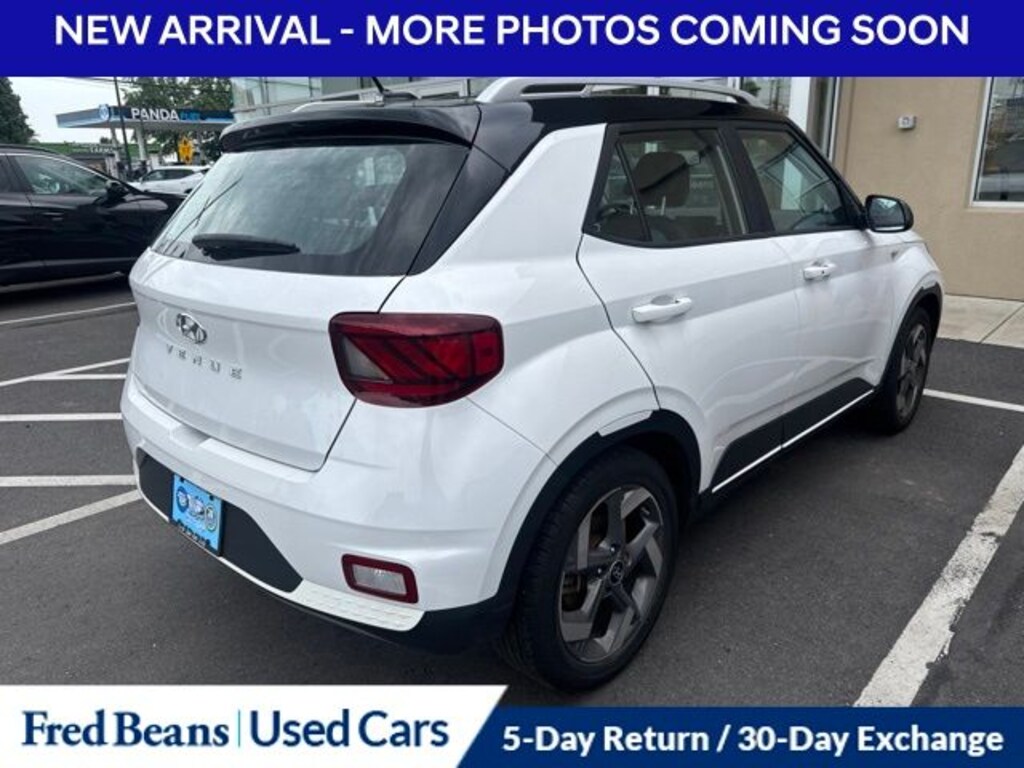 Used 2023 Hyundai Venue Limited SUV
