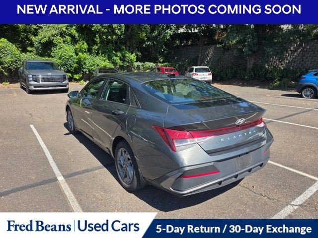 2024 Hyundai Elantra SEL - Photo 8