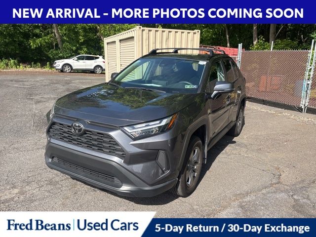 2024 Toyota RAV4 XLE AWD's photo