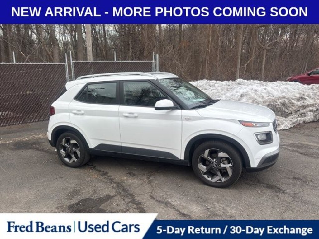 Used 2023 Hyundai Venue SEL SUV
