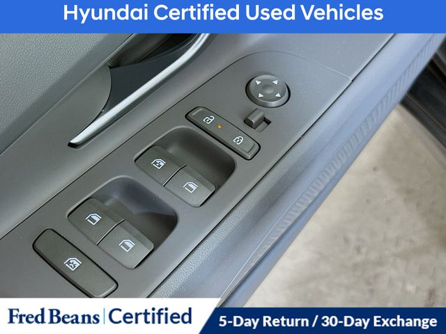 2025 Hyundai Elantra SEL - Photo 11
