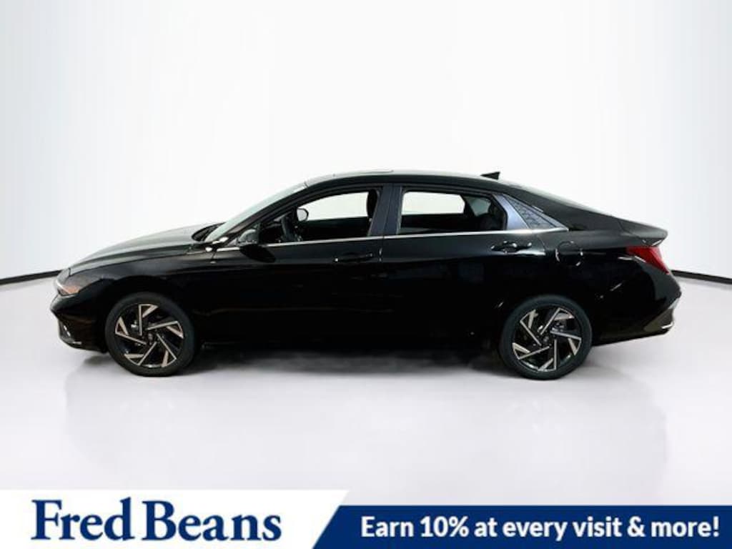 New 2026 Hyundai Elantra Limited Sedan