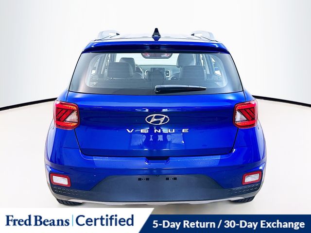 2022 Hyundai Venue Limited - Photo 23