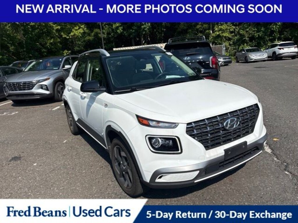 Used 2023 Hyundai Venue Limited SUV