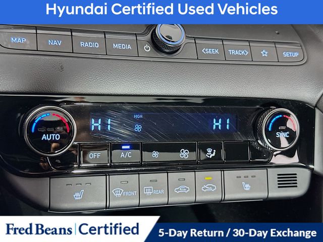 2025 Hyundai Elantra N Line - Photo 16