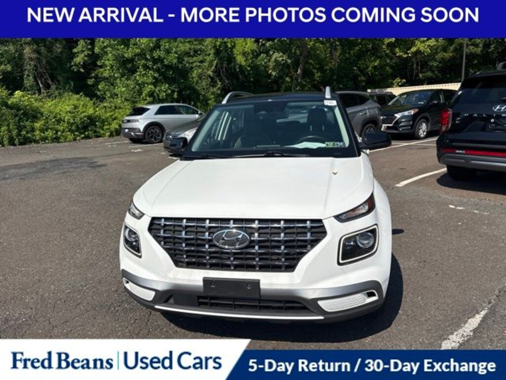 Used 2023 Hyundai Venue Limited SUV