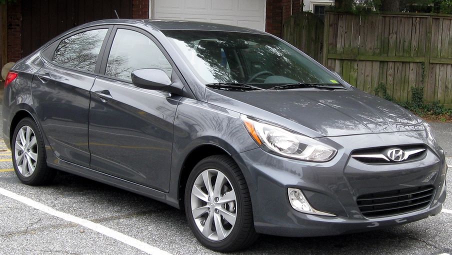 should i buy a kia rio or a hyundai accent