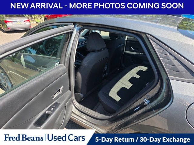 2024 Hyundai Elantra SEL - Photo 12