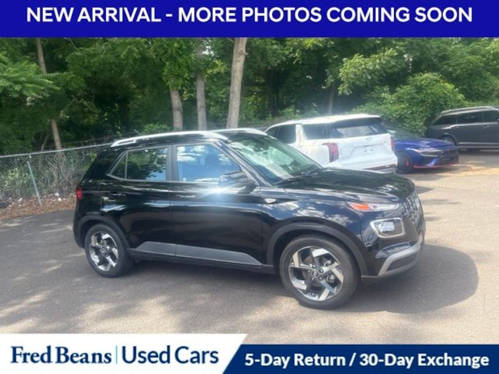 Used 2023 Hyundai Venue SEL SUV