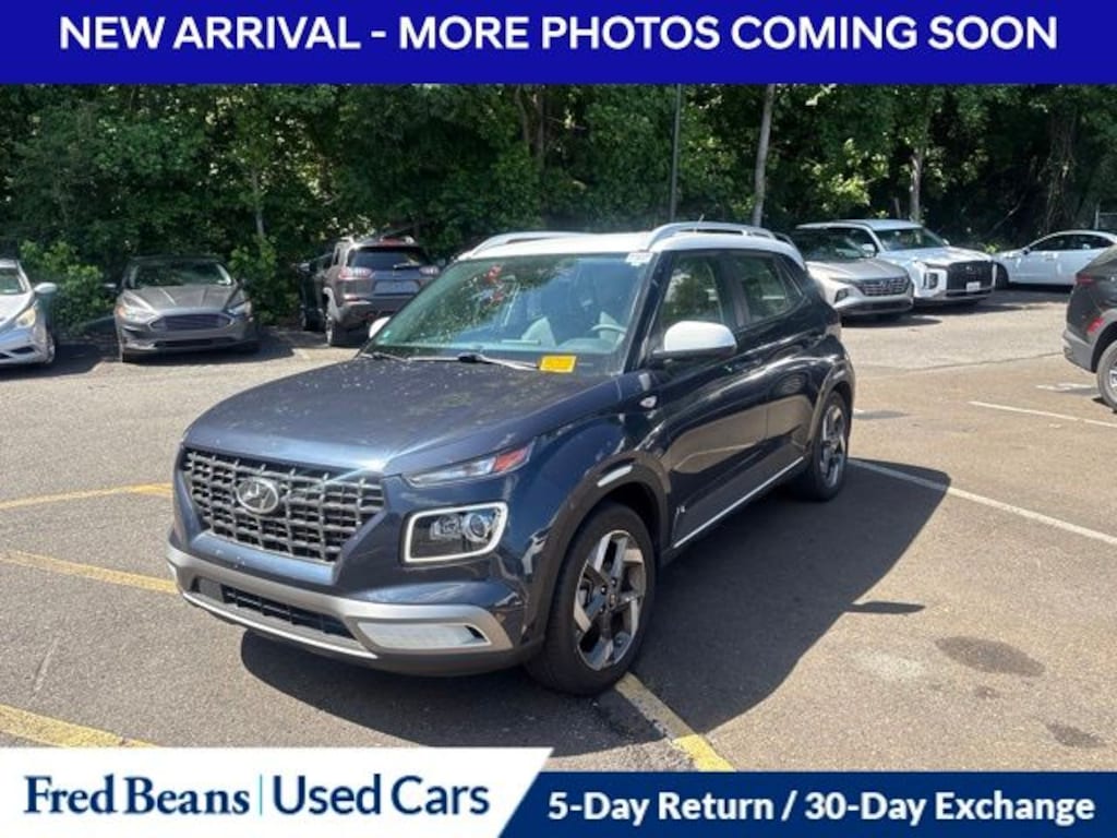 Used 2023 Hyundai Venue Limited SUV