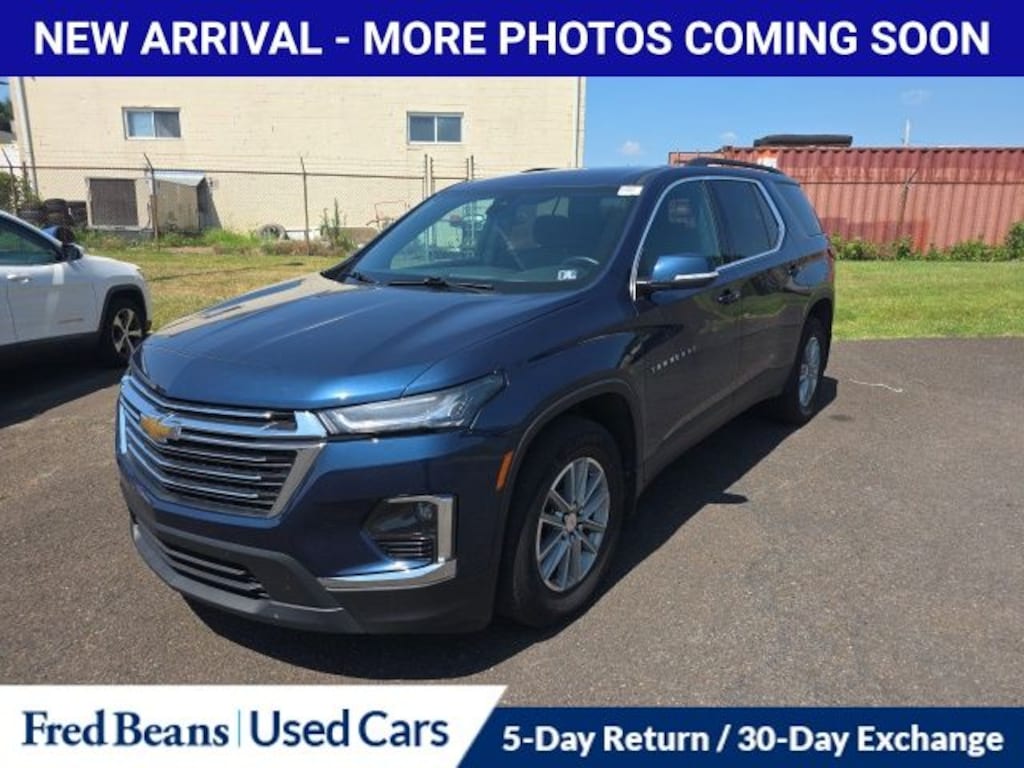 Used 2023 Chevrolet Traverse LT SUV
