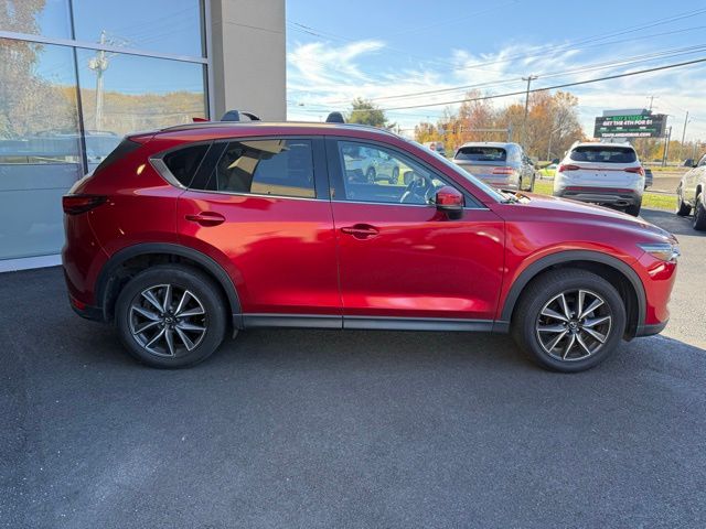 2017 Mazda CX-5 Grand Touring photo 4