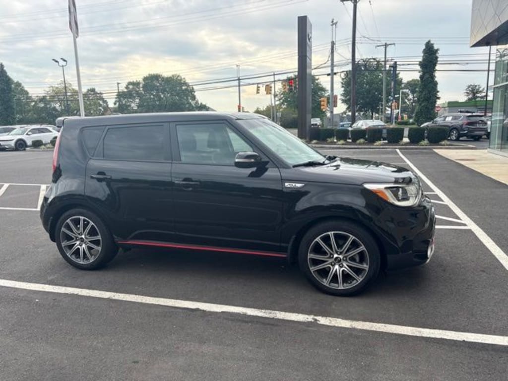 Used 2017 Kia Soul Exclaim Hatchback