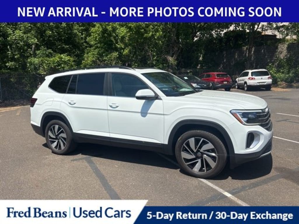 Used 2024 Volkswagen Atlas 2.0T SE w/Technology SUV