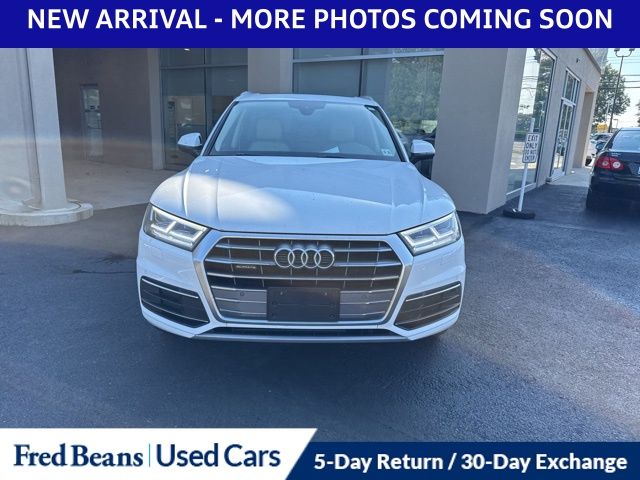 2020 Audi Q5 45 Premium Plus photo 2