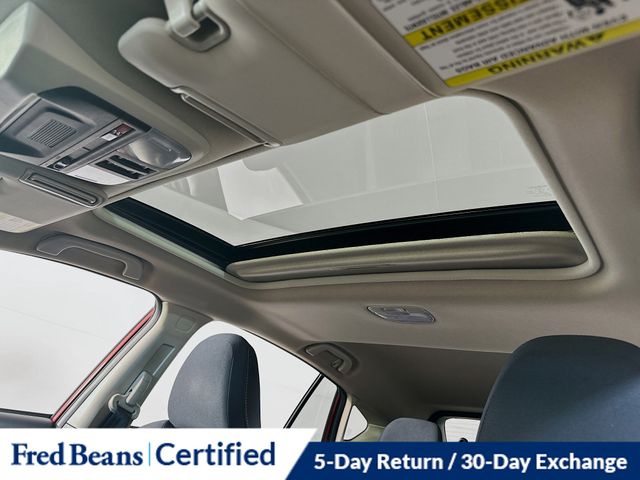 2019 Subaru Crosstrek 2.0i Premium photo 4
