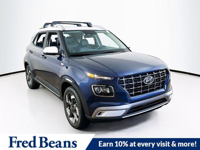 2026 Hyundai Venue SEL w/ 2-Tone Roof IVT's photo