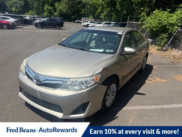 2013 Toyota Camry's photo