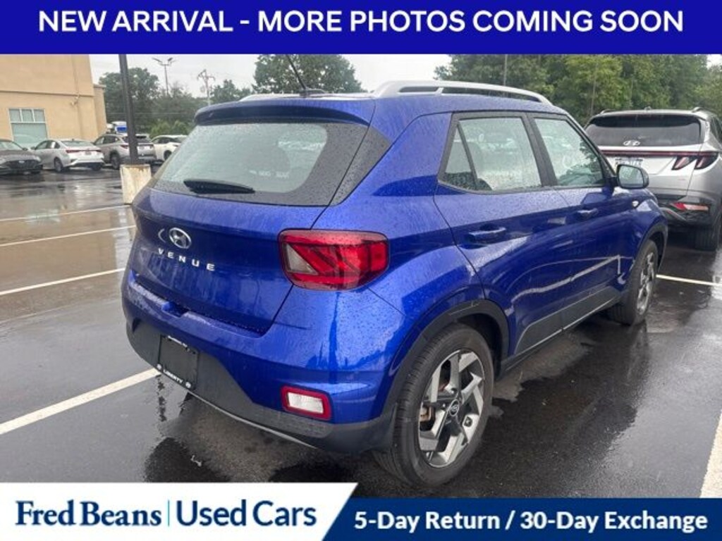Used 2023 Hyundai Venue Limited SUV