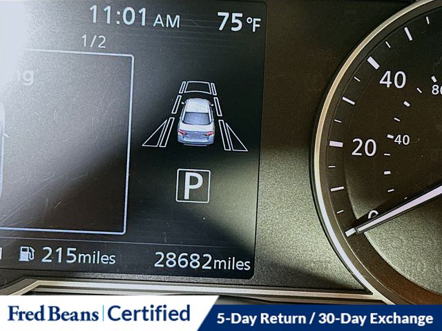 2024 Nissan Versa Sedan SR - Photo 11