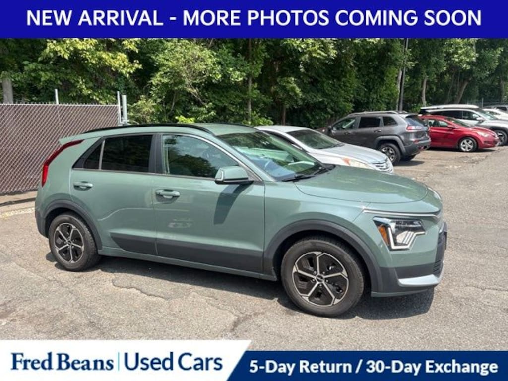 Used 2023 Kia Niro EX SUV