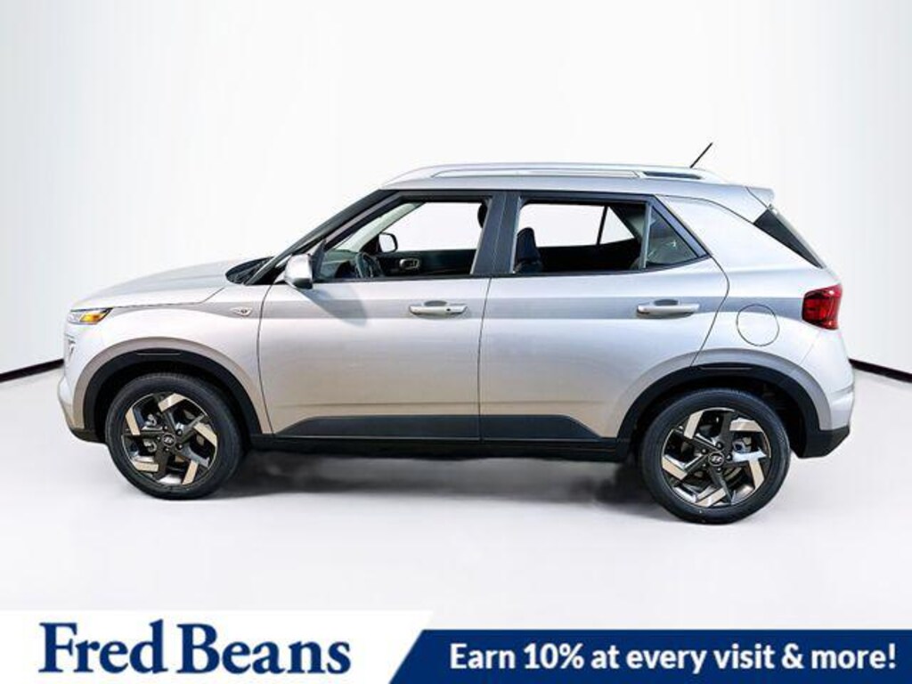 New 2026 Hyundai Venue SEL SUV