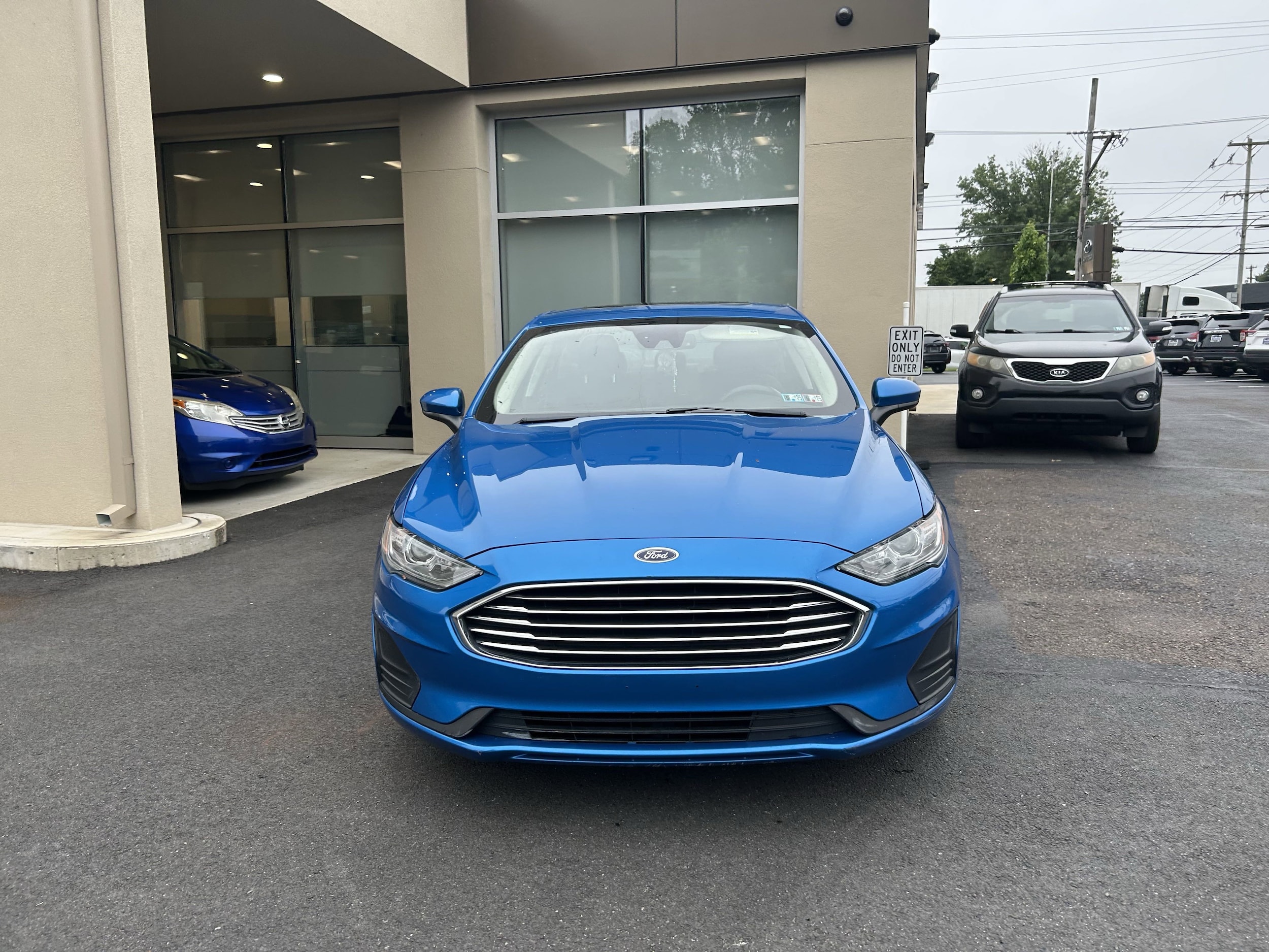Used 2019 Ford Fusion Hybrid SE with VIN 3FA6P0LU8KR121758 for sale in Langhorne, PA