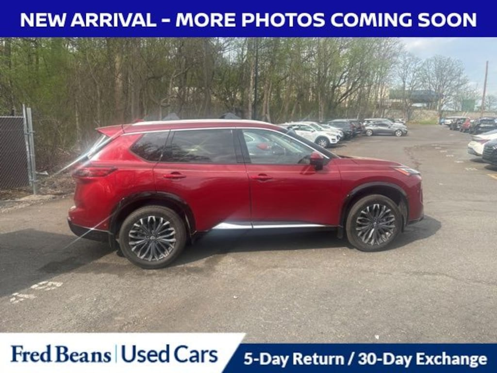 Used 2025 Nissan Rogue Platinum SUV