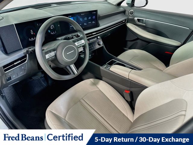 2025 Hyundai Sonata SEL - Photo 12