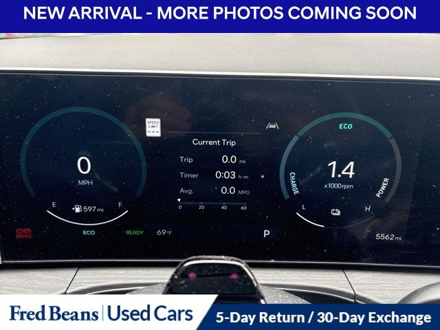 2025 Hyundai Santa Fe Limited - Photo 14