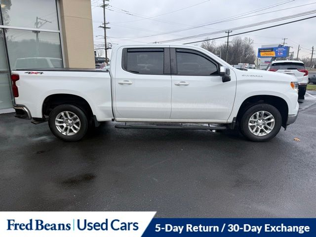 2023 Chevrolet Silverado 1500 LT photo 4
