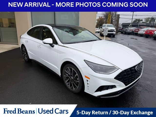 2021 Hyundai Sonata Limited photo 3
