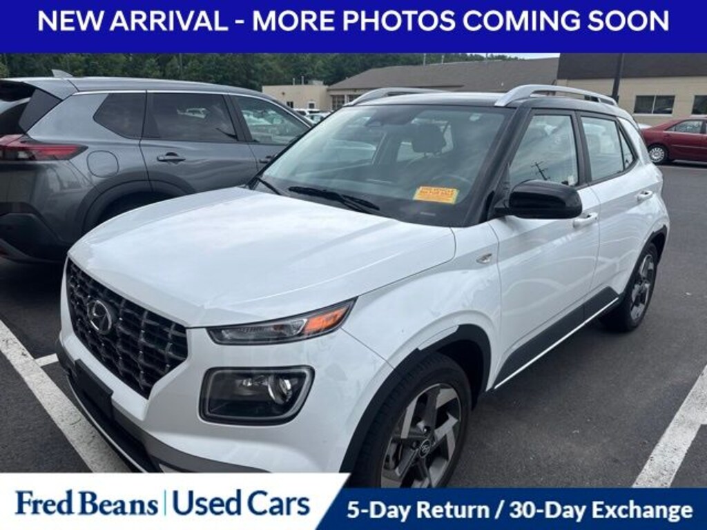 Used 2023 Hyundai Venue Limited SUV