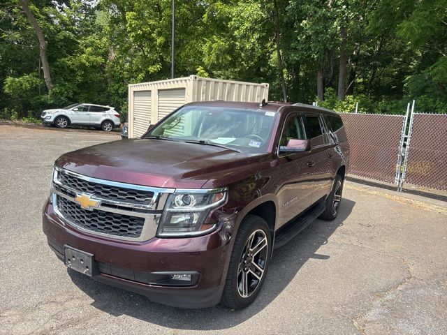 2017 Chevrolet Suburban 4WD 1500 LT's photo