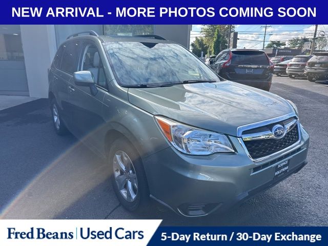 2015 Subaru Forester 2.5i Premium photo 3