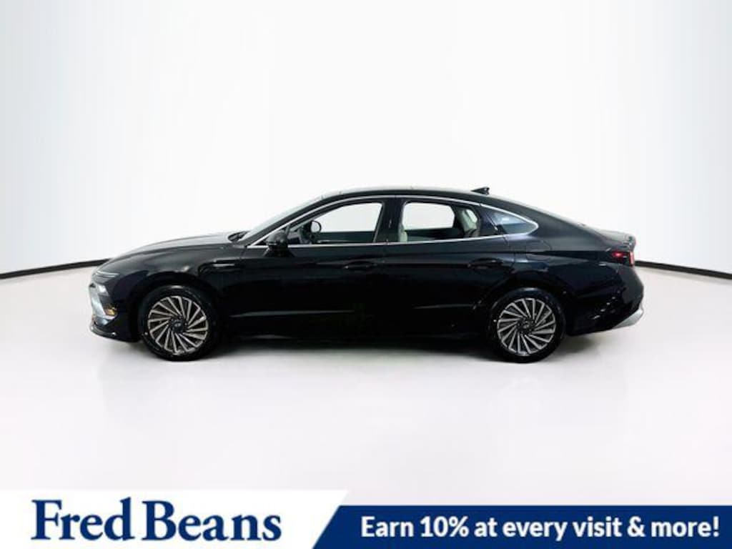 New 2026 Hyundai Sonata Hybrid SEL Sedan