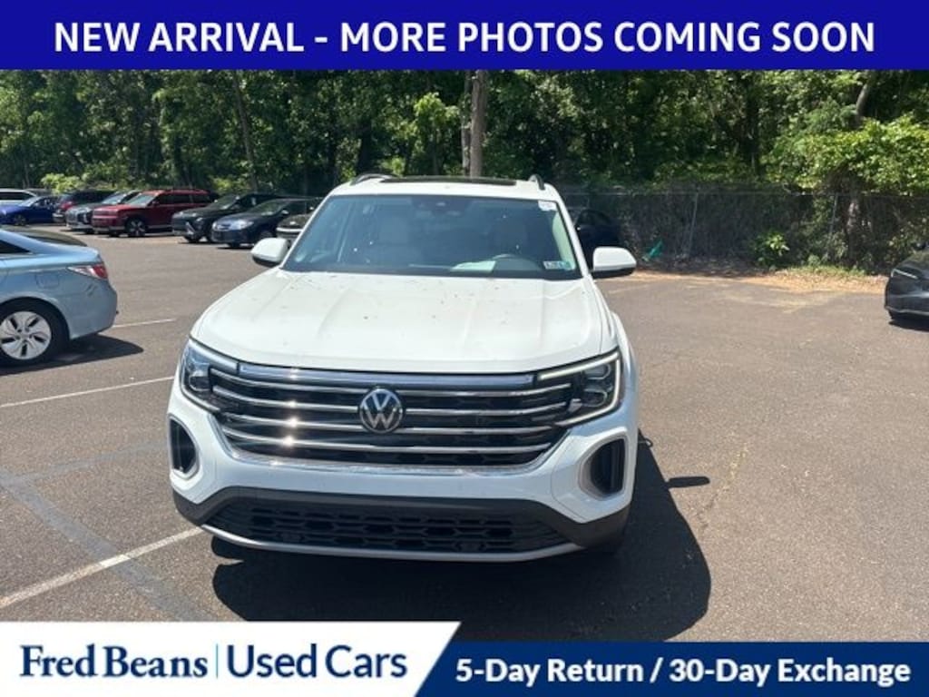 Used 2024 Volkswagen Atlas 2.0T SE w/Technology SUV