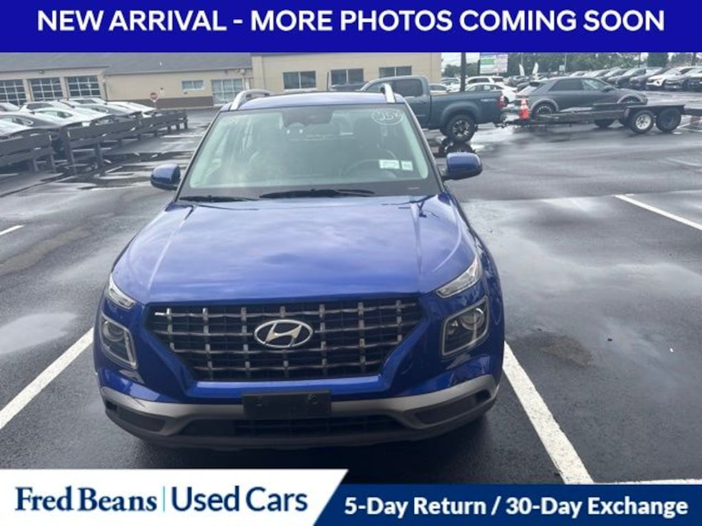 Used 2024 Hyundai Venue Limited SUV