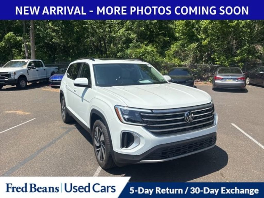 Used 2024 Volkswagen Atlas 2.0T SE w/Technology SUV