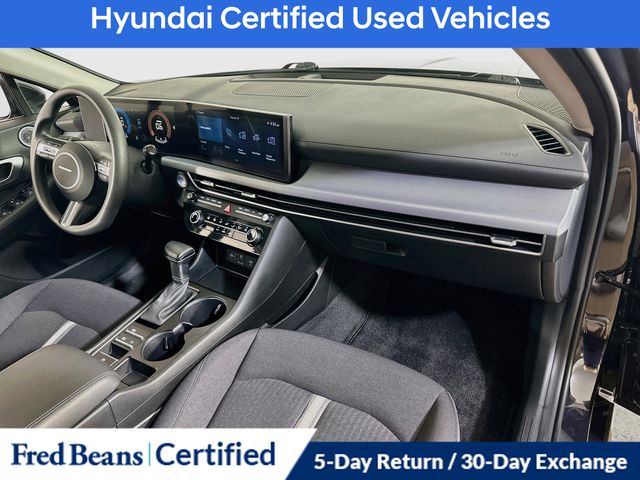 2025 Hyundai Sonata SE - Photo 13