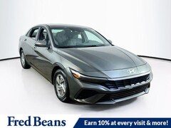 2026 Hyundai Elantra SE Sedan