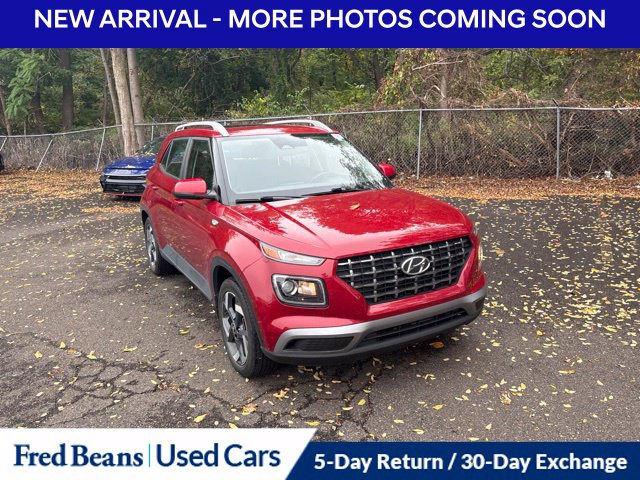 Used 2023 Hyundai Venue SEL SUV