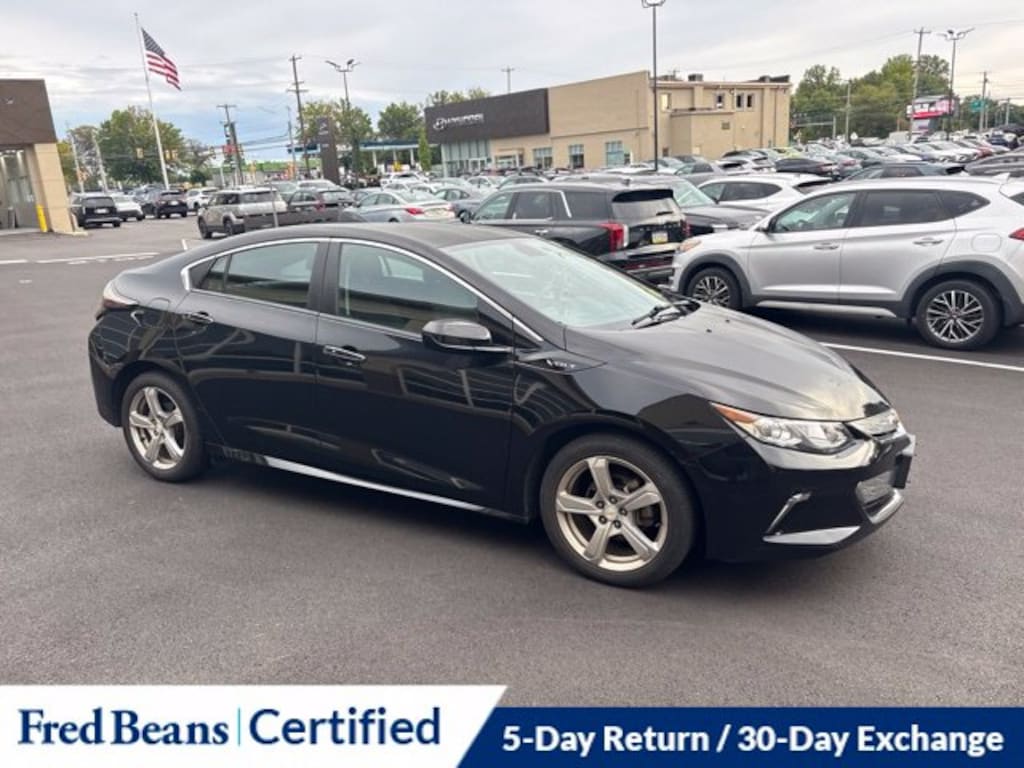 Used 2017 Chevrolet Volt LT Hatchback