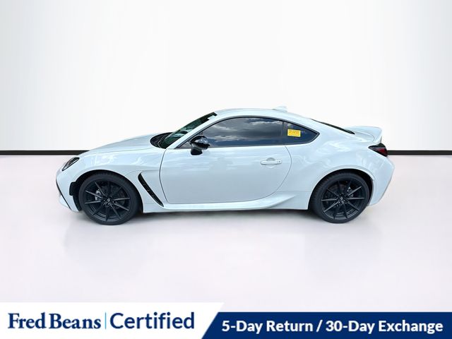 2024 Toyota GR86 Premium photo 4