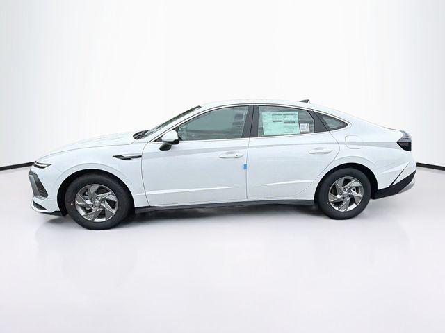 New 2026 Hyundai Sonata SE Sedan