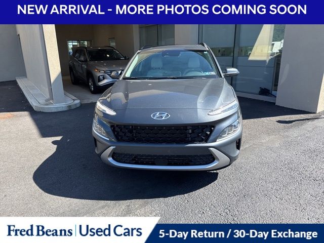 2023 Hyundai Kona Limited photo 2