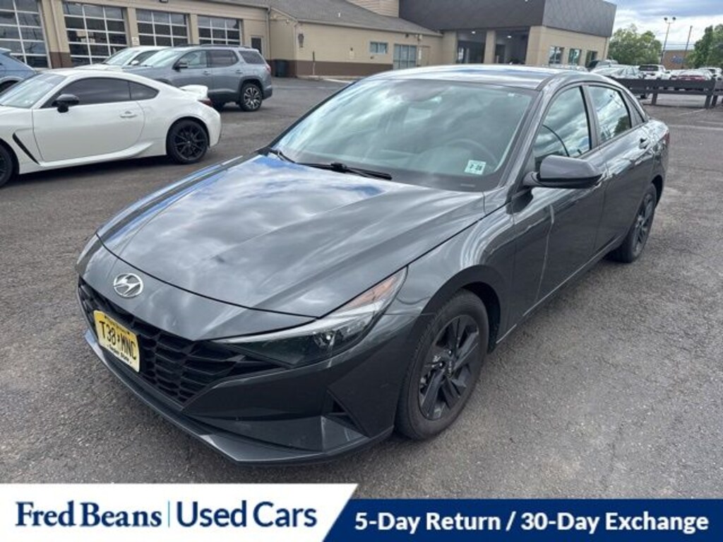 Used 2023 Hyundai Elantra SEL Sedan