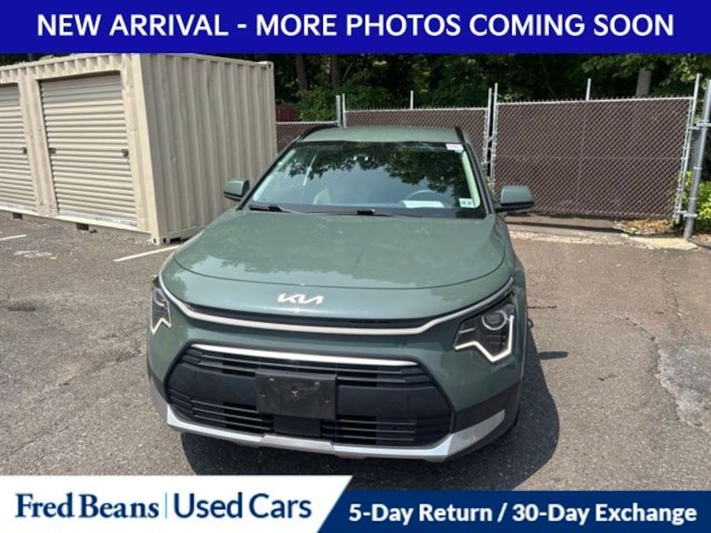 Used 2023 Kia Niro EX SUV