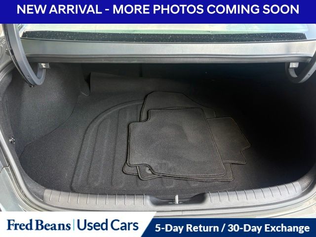 2025 Hyundai Elantra SEL - Photo 8